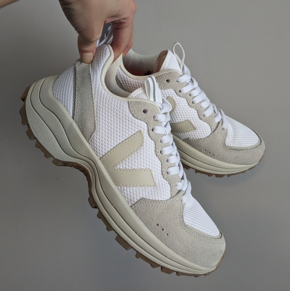 Veja Venturi Size 37 Alveomesh White/Pierre/Natural